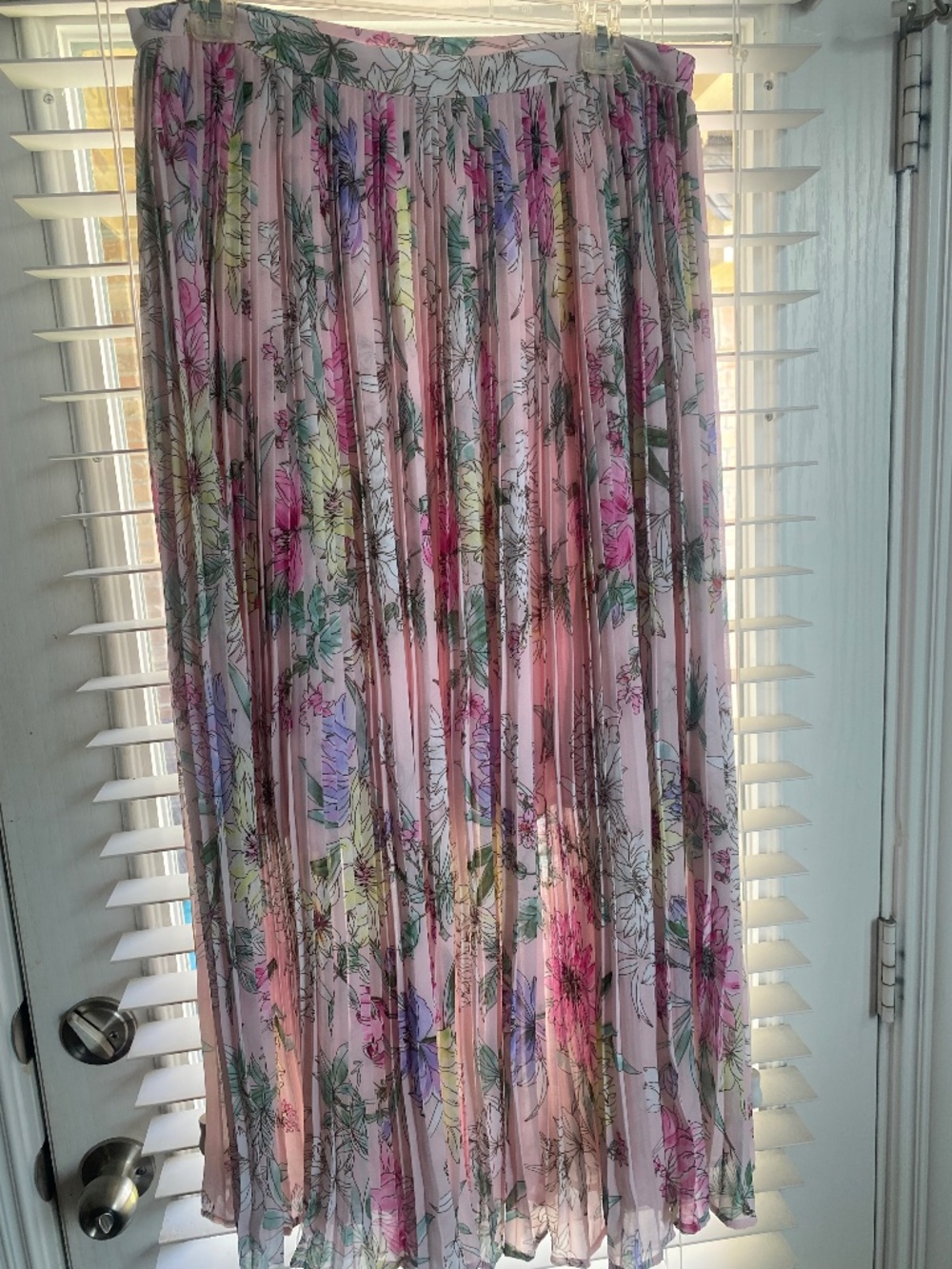 H&M PASTEL PINK FLORAL PLEATED LINED MAXI SKIRT SIZE 12 (MIDI-MAXI)